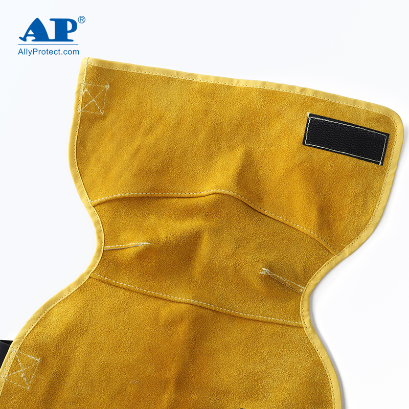 友盟AP-004金黃色牛二層皮護(hù)腿圖片4 友盟AP-004金黃色牛二層皮護(hù)腿圖片4