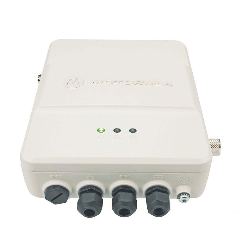 摩托羅拉DMR數字中繼臺SLR1000