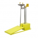 補天BTL81C碳鋼自動排空防凍立式洗眼器