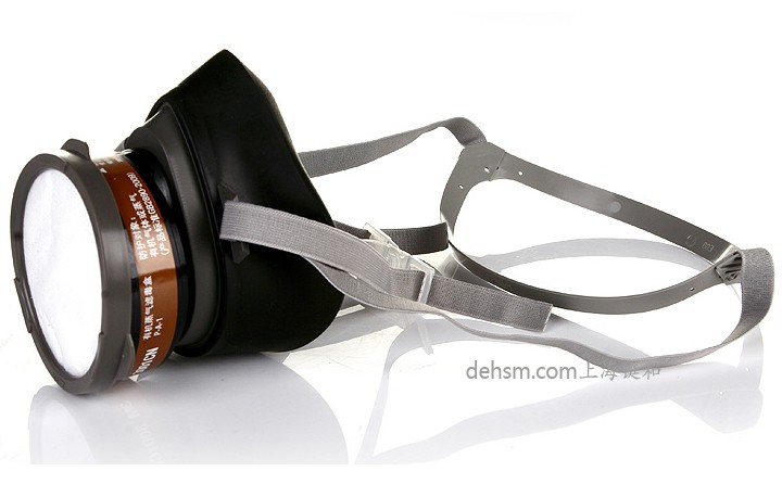 3M320P防毒面具側面效果圖