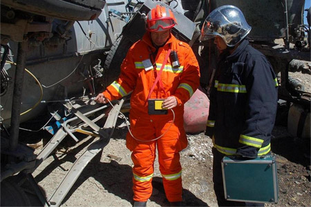 發生液氨泄漏后用氣體檢測儀探測指數超標