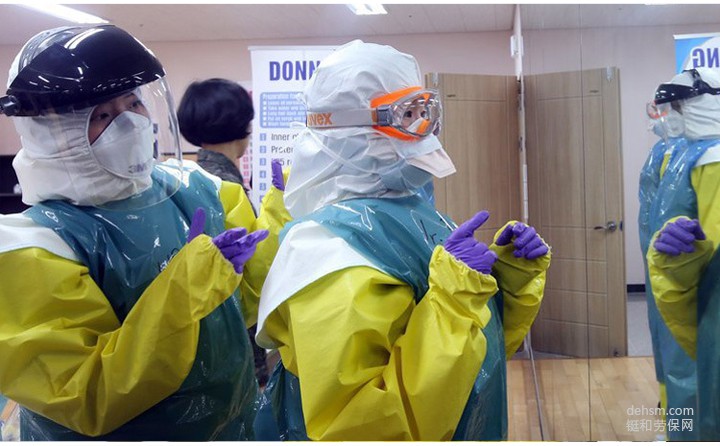 穿醫用防護服研究傳染疾病疫苗